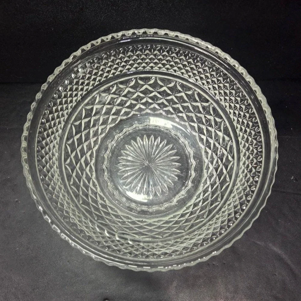 Anchor Hocking Wexford Serving Bowl, Vintage Clear Glassware, Table‎ Centerpiece